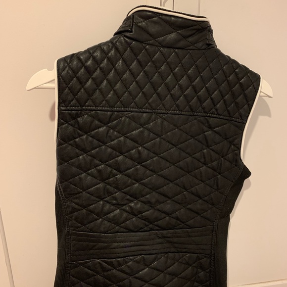 Black pleather vest with white and gold detailing - Picture 2 of 5